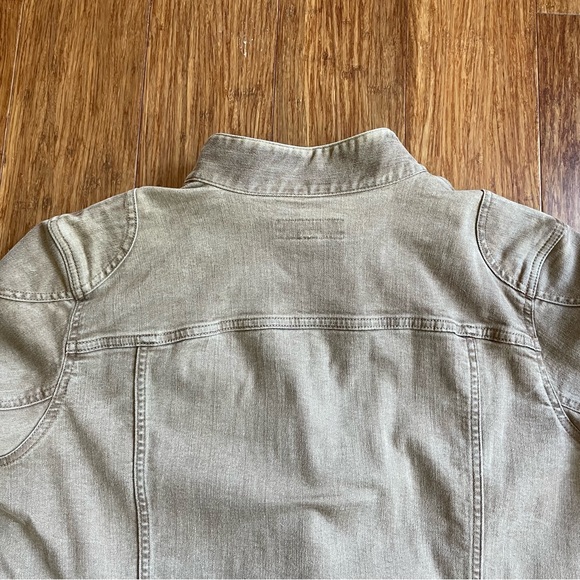 Lauren Jeans Co. Leather Trim Tan Denim Jacket, size 20W - Picture 4 of 10